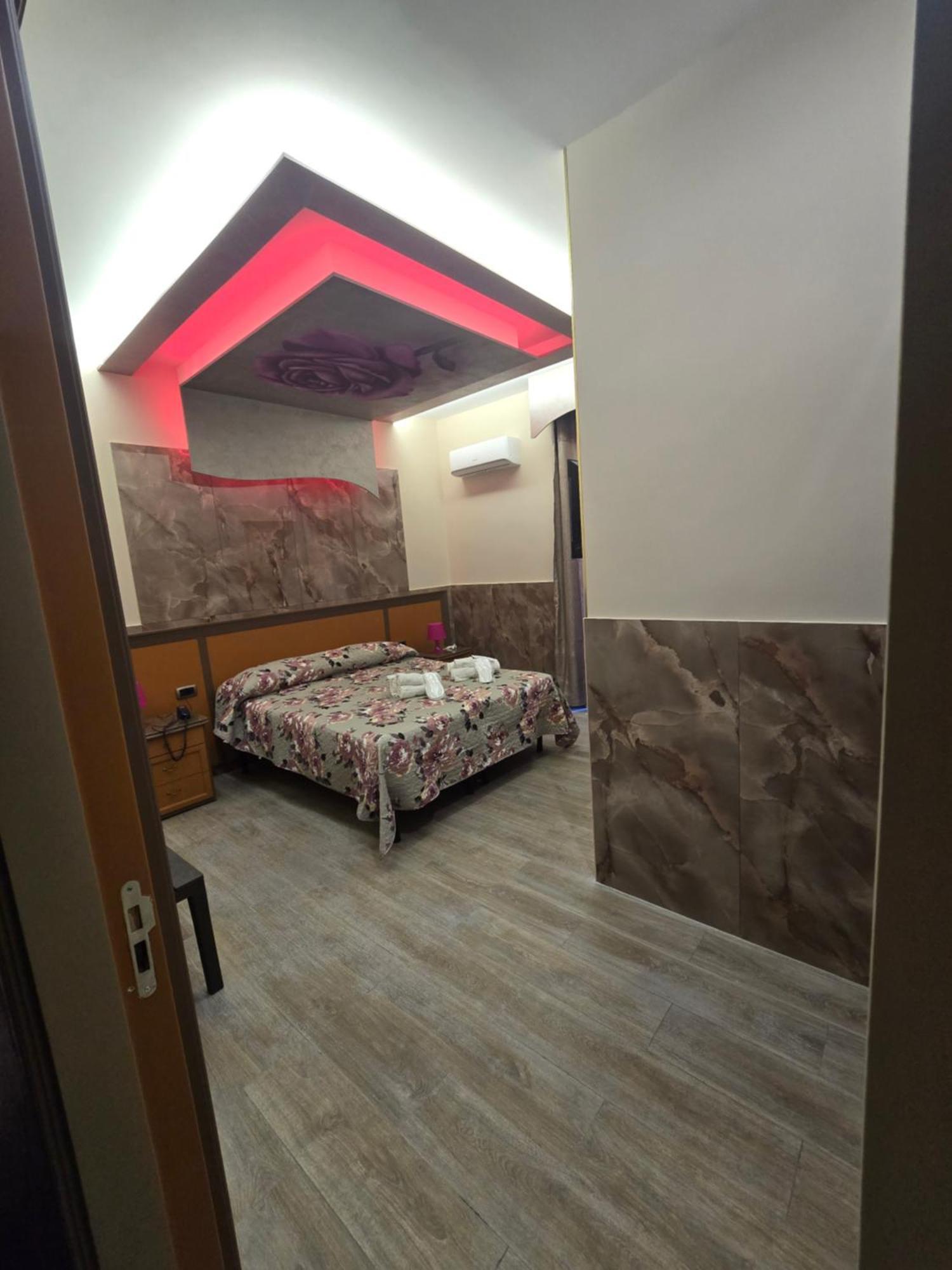 Hotel Iris