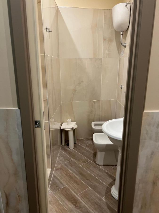 Iris Hotel