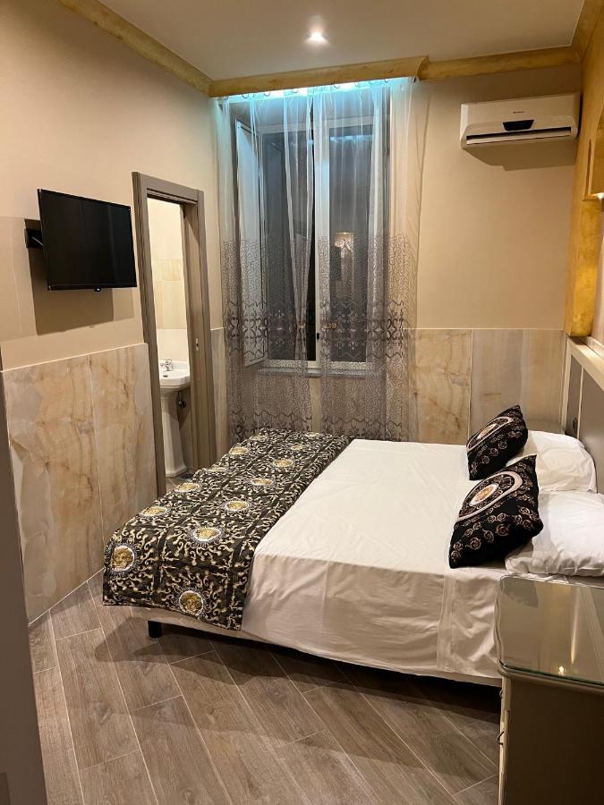 Hotel Iris